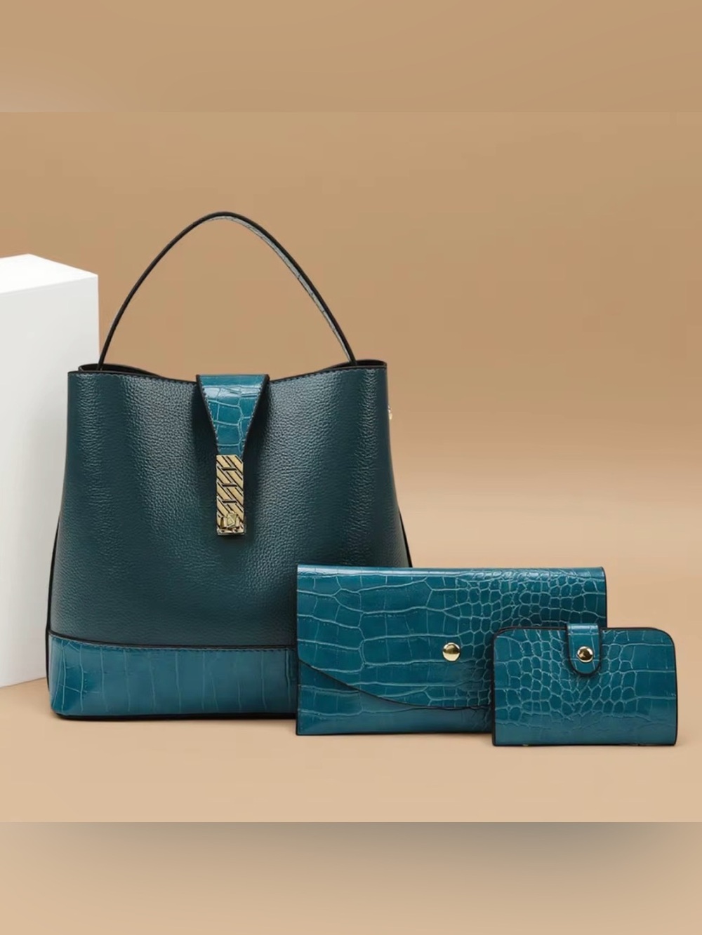 Teal Faux Leather Tote Bag with Matching Wallet & Cardholder